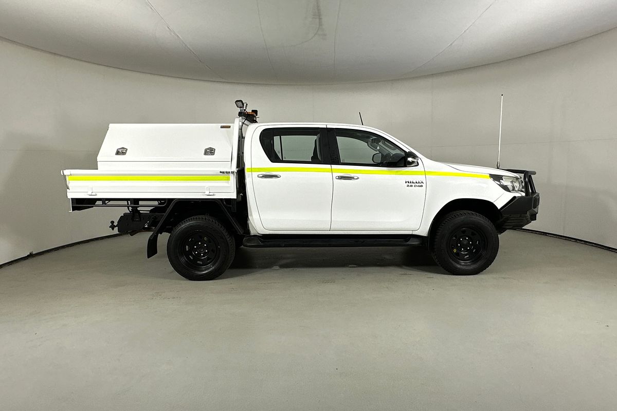 2016 Toyota HILUX SR (4x4) GUN126R 4X4