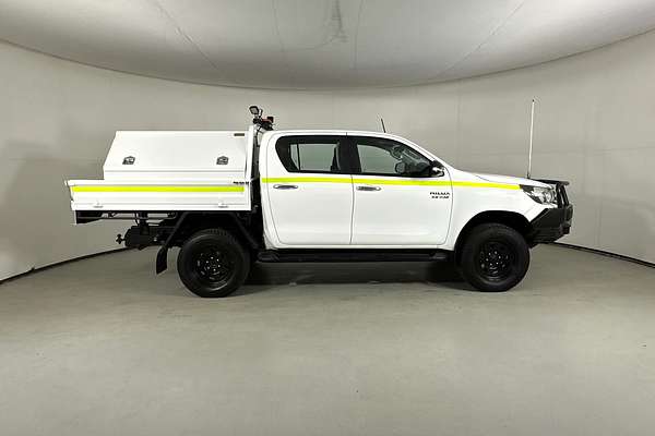 2016 Toyota HILUX SR (4x4) GUN126R 4X4