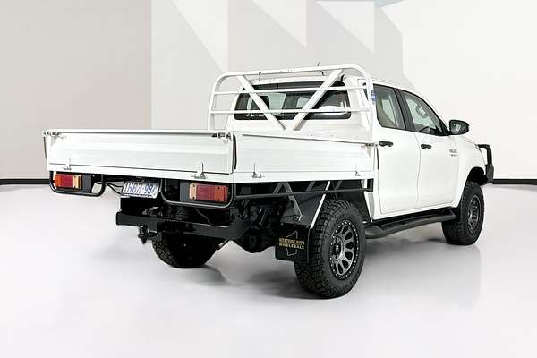 2017 Toyota HILUX SR (4x4) GUN126R 4X4