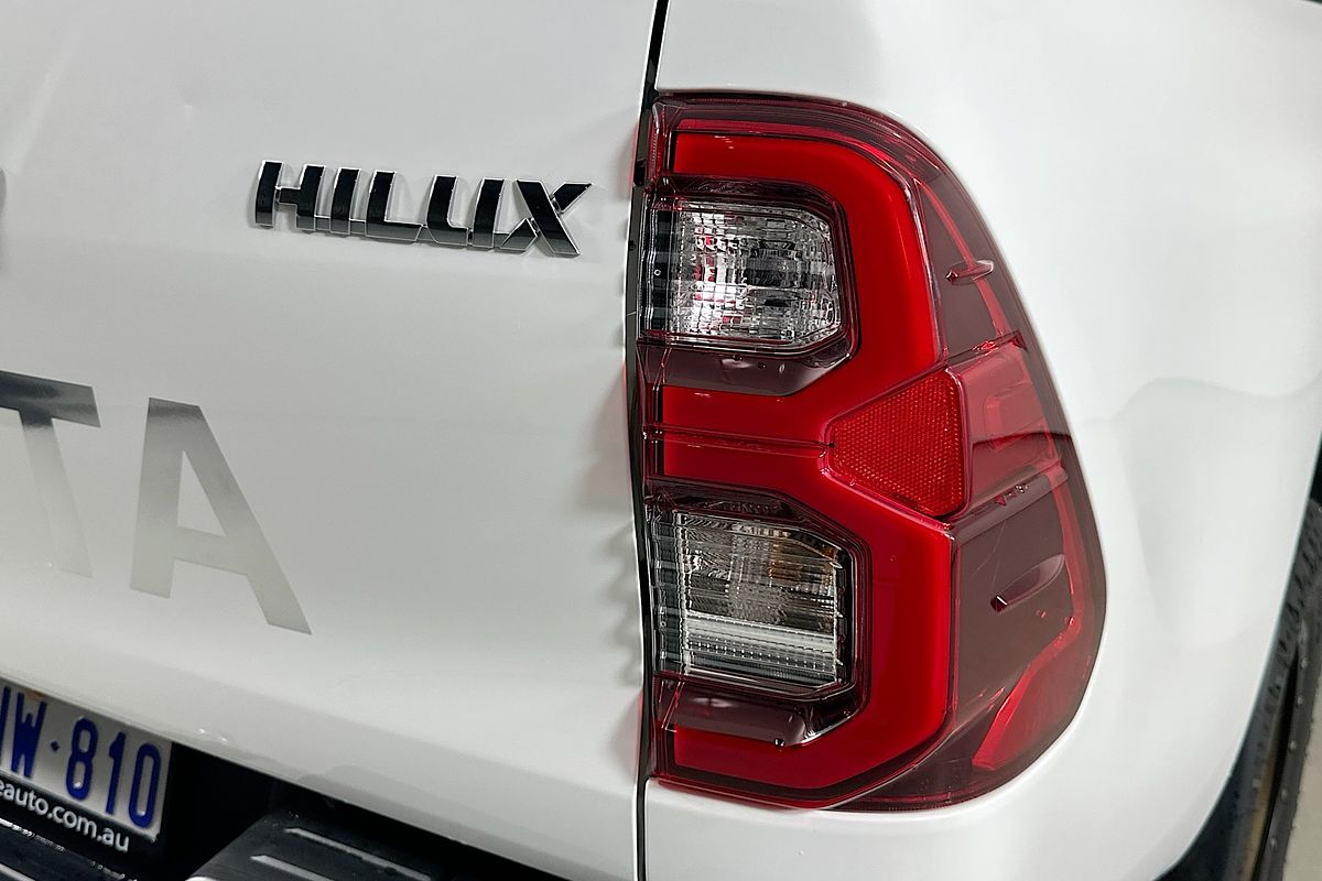 2020 Toyota HILUX SR (4x4) GUN126R MY19 UPGRADE 4X4