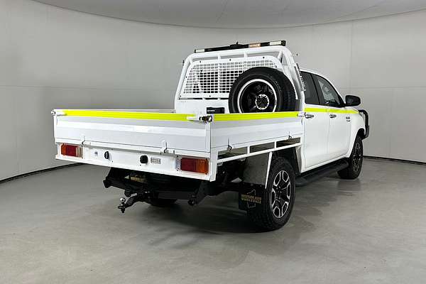 2021 Toyota HILUX SR5 (4x4) GUN126R FACELIFT 4X4