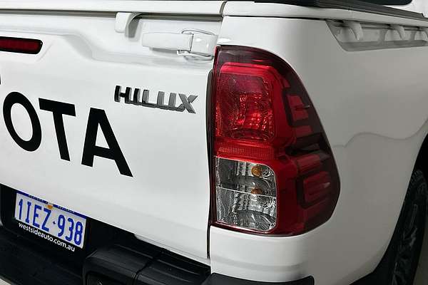 2024 Toyota Hilux SR 48V GUN126R 4X4