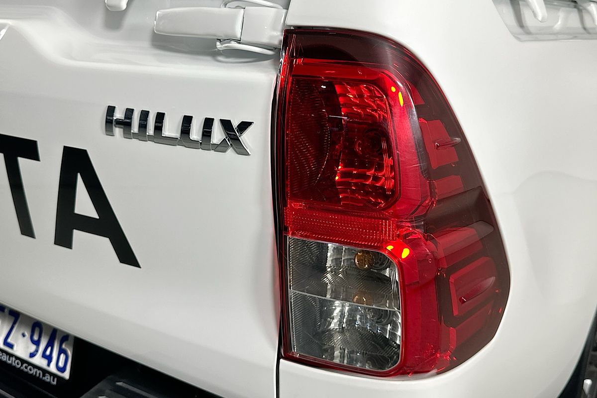 2024 Toyota Hilux SR 48V GUN126R 4X4