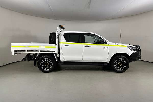 2021 Toyota HILUX SR5 (4x4) GUN126R FACELIFT 4X4