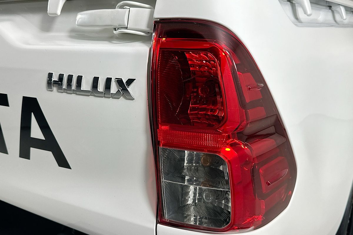 2022 Toyota HILUX SR HI-RIDER (4x2) GUN136R REAR WHEEL DRIVE