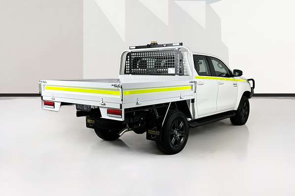 2024 Toyota HILUX SR GUN126R 4X4