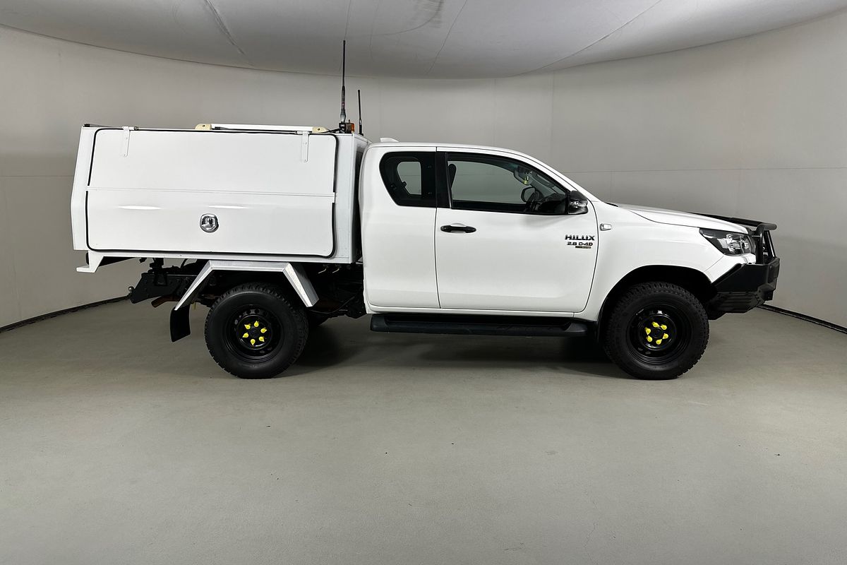 2022 Toyota HILUX SR (4x4) GUN126R 4X4