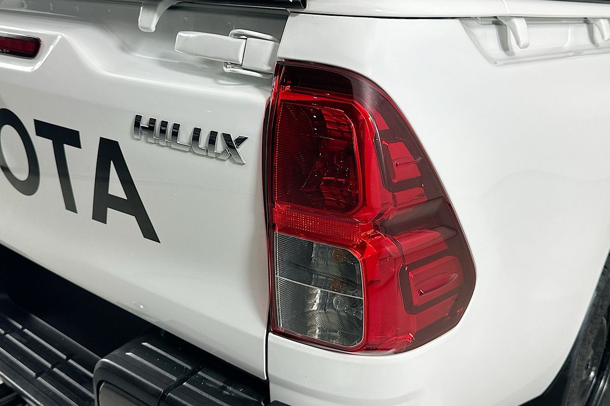 2022 Toyota HILUX SR (4x4) GUN126R 4X4