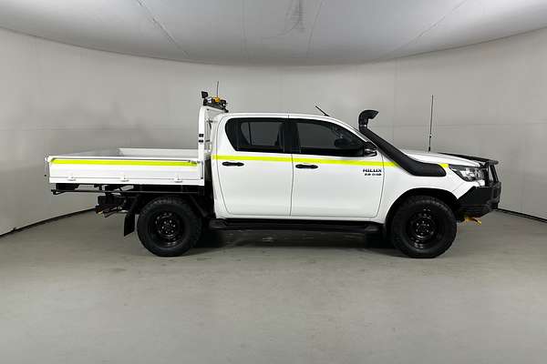 2020 Toyota HILUX SR (4x4) GUN126R FACELIFT 4X4