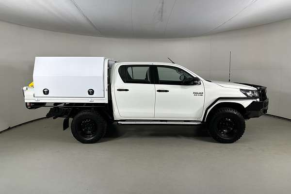 2020 Toyota HILUX SR (4x4) GUN126R FACELIFT 4X4