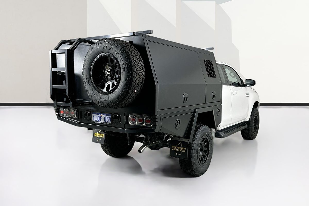 2023 Toyota HILUX SR (4x4) GUN126R 4X4