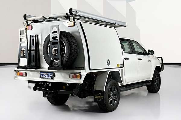 2019 Toyota HILUX SR (4x4) GUN126R MY19 4X4