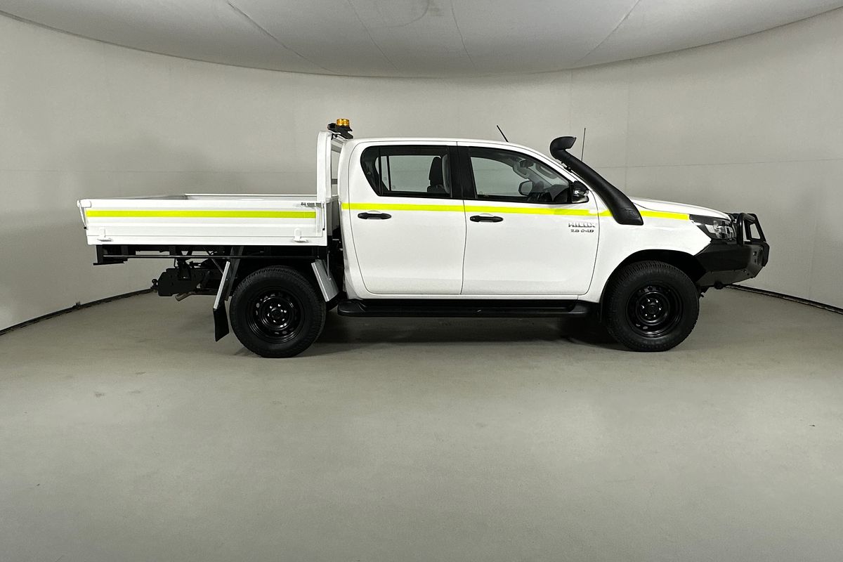 2021 Toyota HILUX SR (4x4) GUN126R 4X4