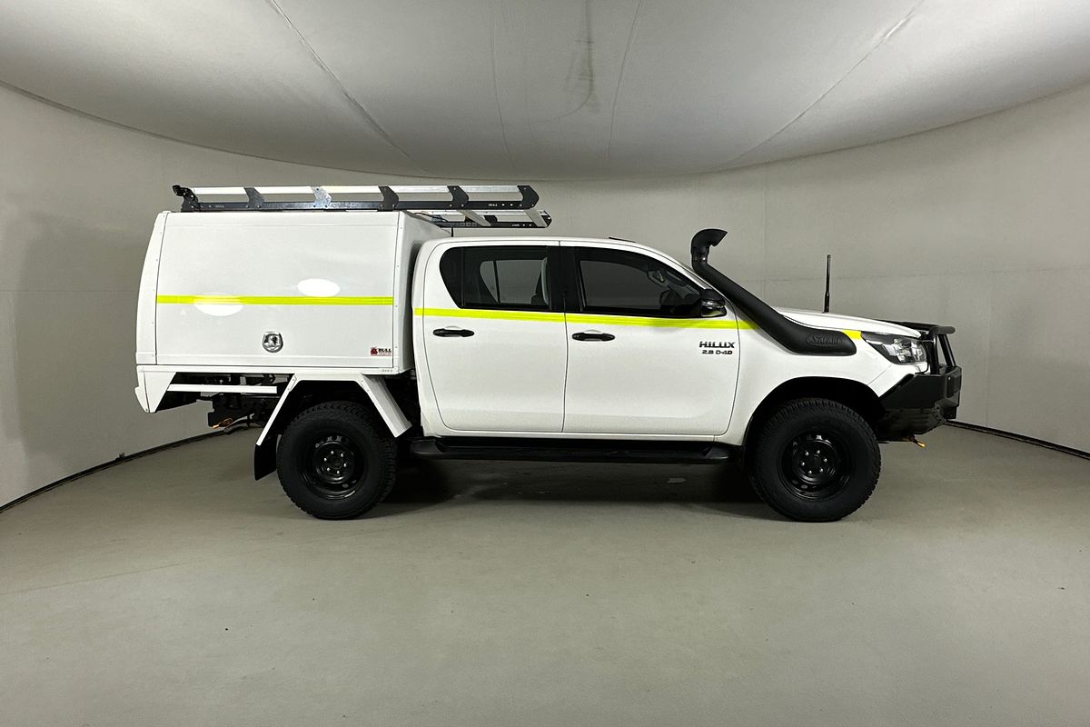 2020 Toyota HILUX SR (4x4) GUN126R FACELIFT 4X4