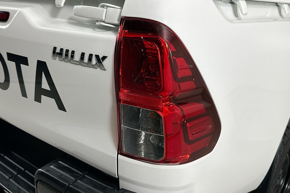 2021 Toyota HILUX SR (4x4) GUN126R 4X4