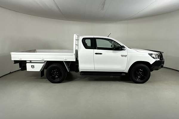 2018 Toyota Hilux SR (4x4) GUN126R MY19 4X4