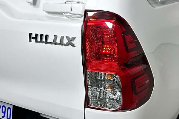 2022 Toyota HILUX SR HI-RIDER (4x2) GUN136R REAR WHEEL DRIVE