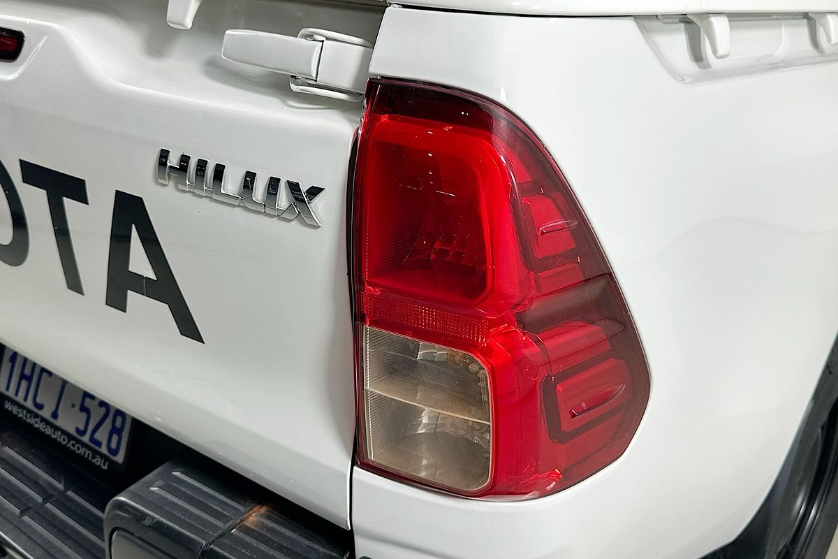 2020 Toyota HILUX SR (4x4) GUN126R MY19 UPGRADE 4X4
