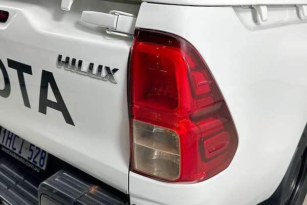 2020 Toyota HILUX SR (4x4) GUN126R MY19 UPGRADE 4X4