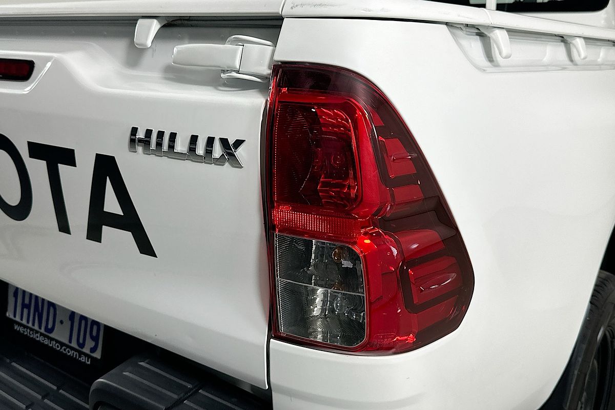 2022 Toyota HILUX SR (4x4) GUN126R 4X4