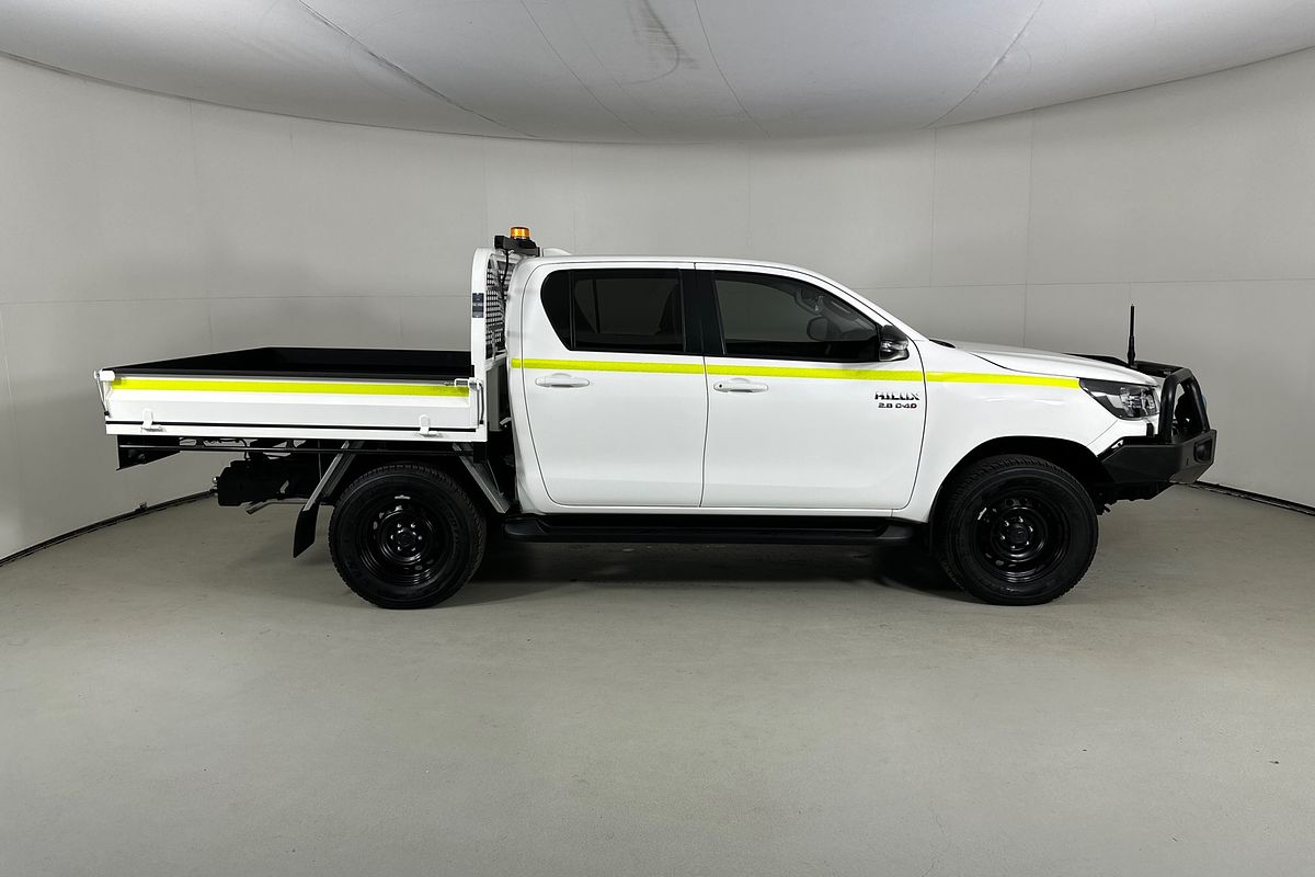 2024 Toyota HILUX SR (4x4) STEEL WHEELS GUN126R FACELIFT 4X4