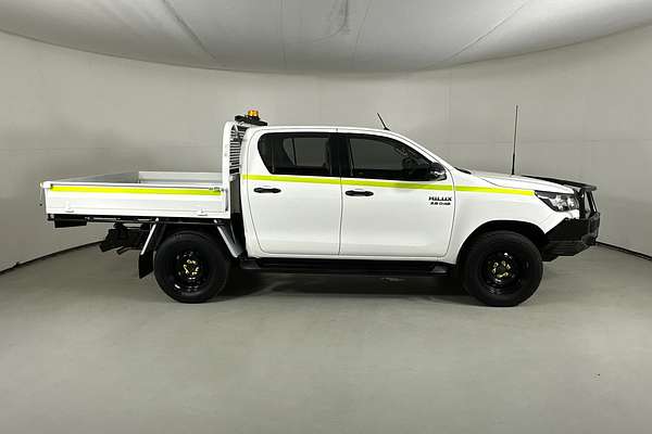 2021 Toyota HILUX SR (4x4) GUN126R FACELIFT 4X4