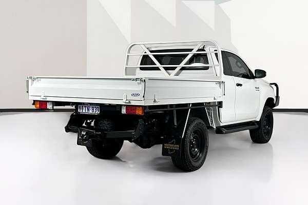 2020 Toyota Hilux SR (4x4) GUN126R FACELIFT 4X4