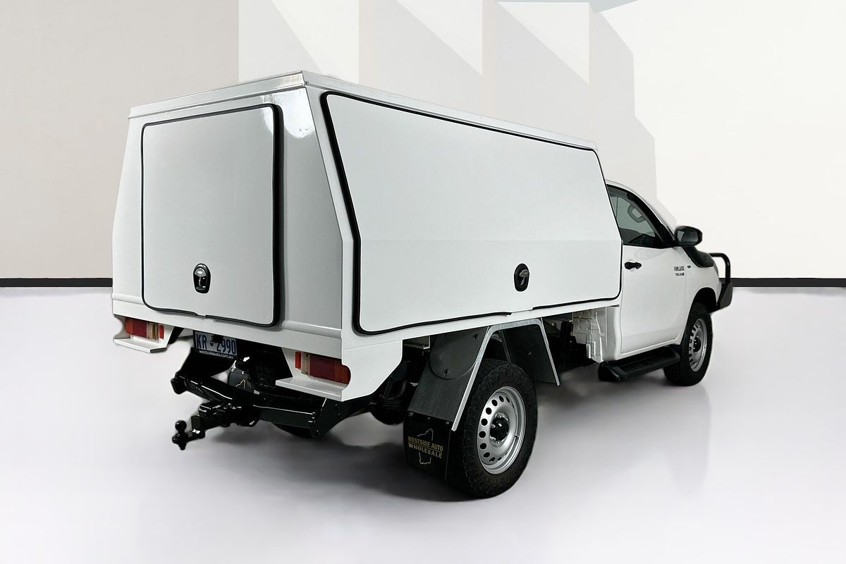 2017 Toyota HILUX SR (4x4) GUN126R 4X4