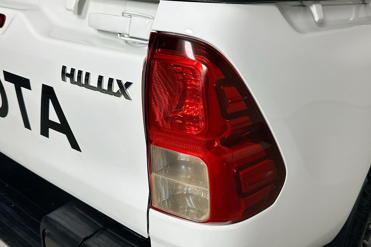 2022 Toyota HILUX SR (4x4) GUN126R 4X4