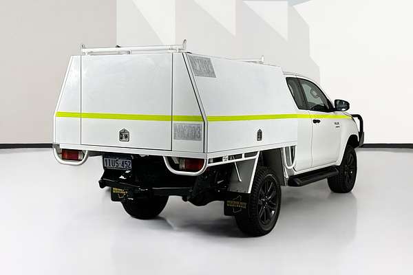 2019 Toyota HILUX SR (4x4) GUN126R MY19 4X4