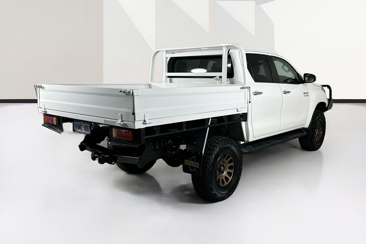 2021 Toyota HILUX SR5 (4x4) GUN126R 4X4