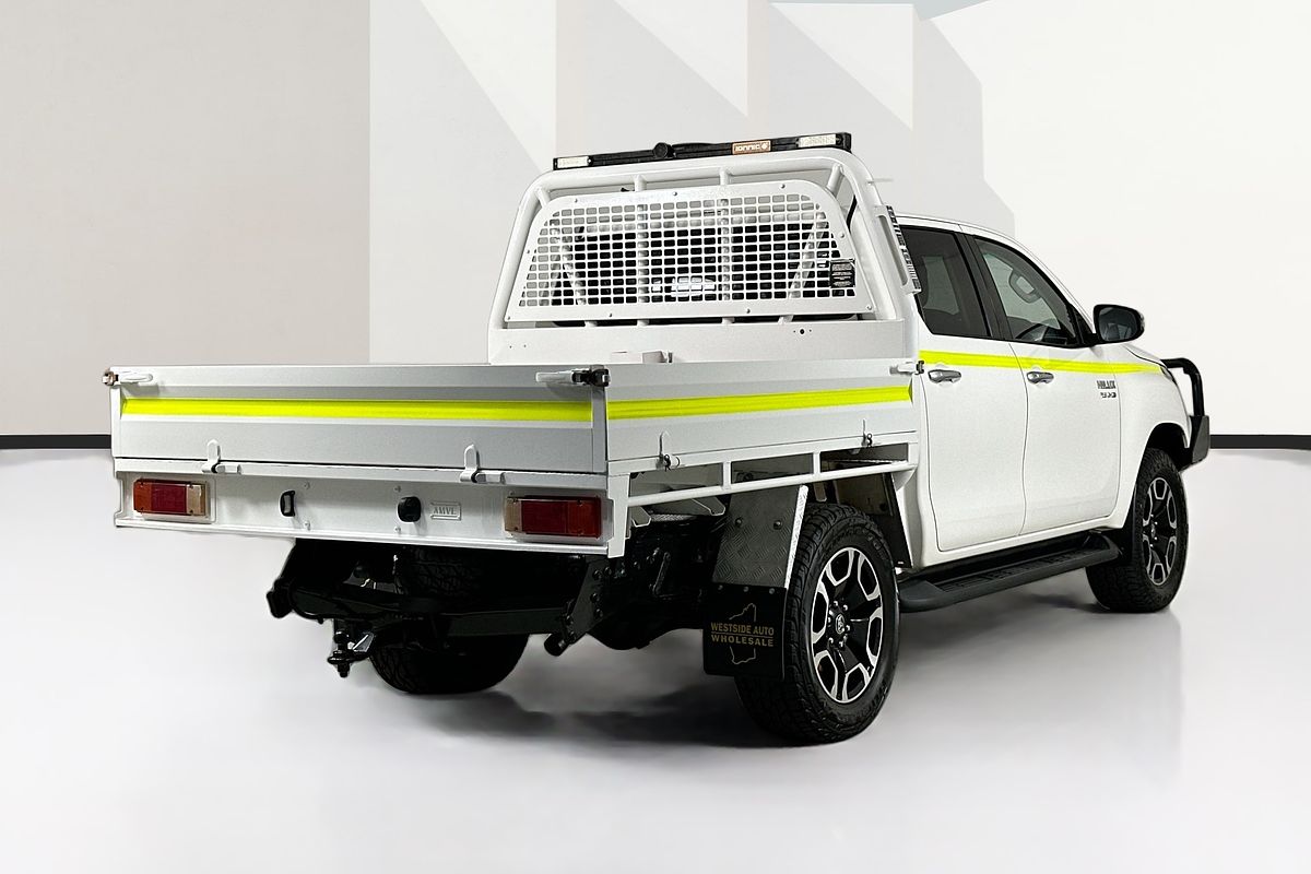2021 Toyota HILUX SR5 (4x4) GUN126R FACELIFT 4X4