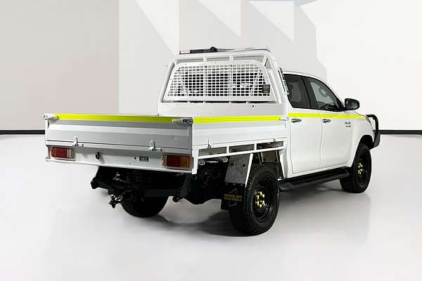 2021 Toyota HILUX SR5 (4x4) GUN126R 4X4