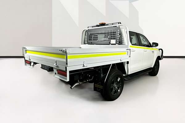 2025 Toyota HILUX SR (4x4) GUN126R RC 4X4