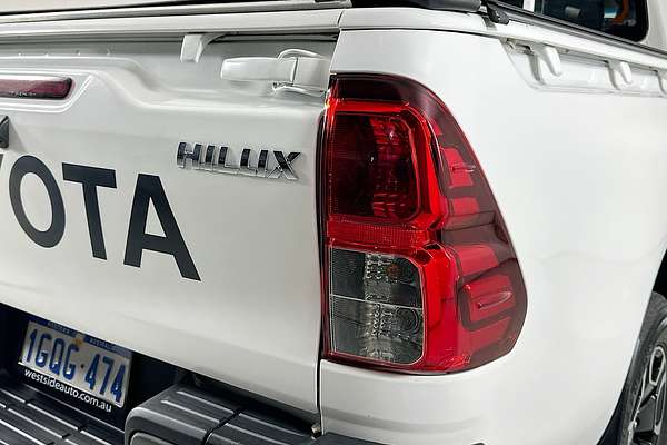 2019 Toyota HILUX SR (4x4) GUN126R MY19 4X4