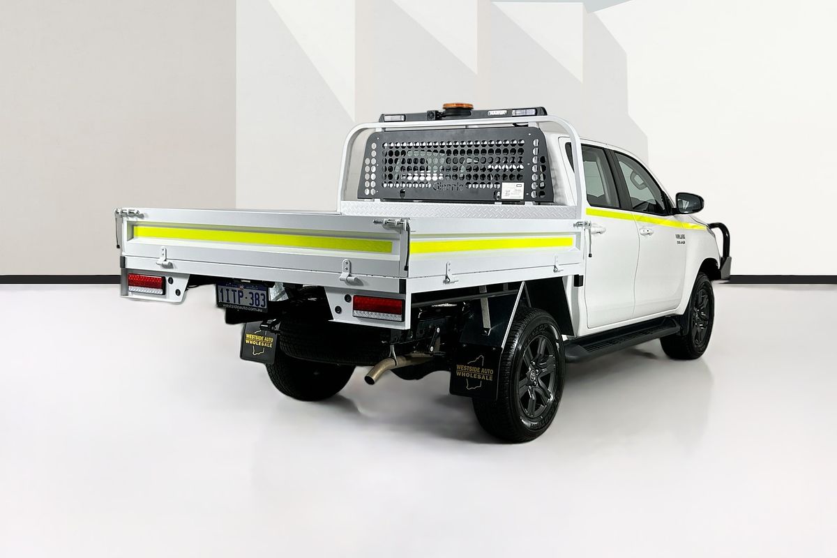 2024 Toyota HILUX SR 48V (4x4) GUN126R 4X4