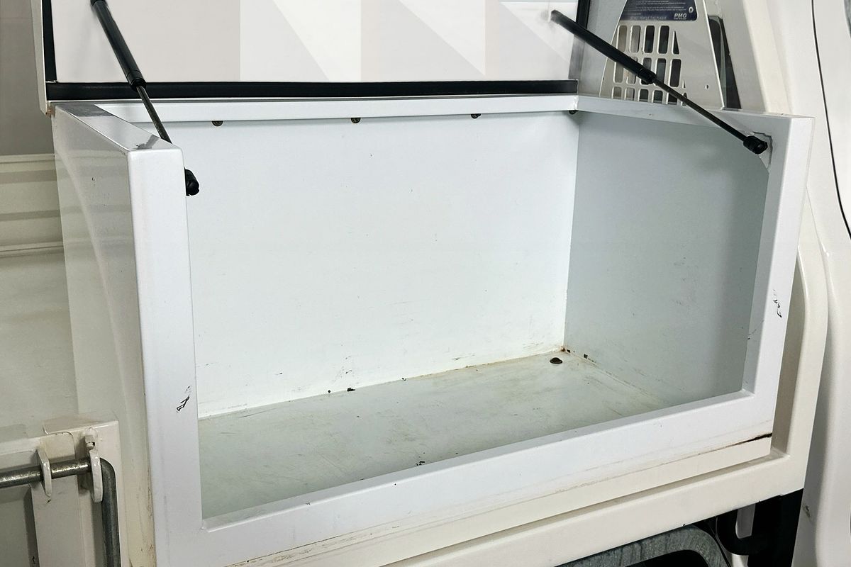 2018 Toyota HILUX SR (4x4) GUN126R MY19 4X4