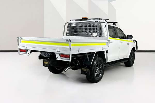 2025 Toyota HILUX SR (4x4) STEEL WHEELS GUN126R RC 4X4