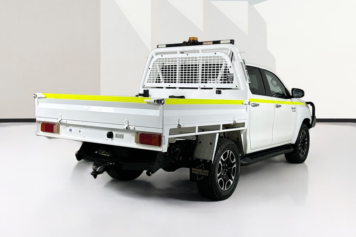 2021 Toyota HILUX SR5 (4x4) GUN126R 4X4