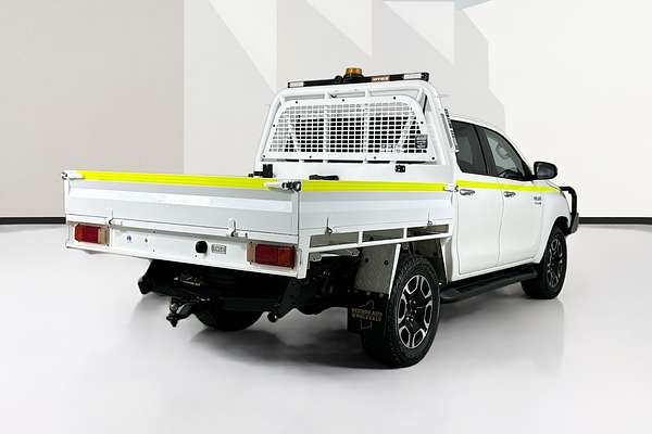 2021 Toyota HILUX SR5 (4x4) GUN126R 4X4