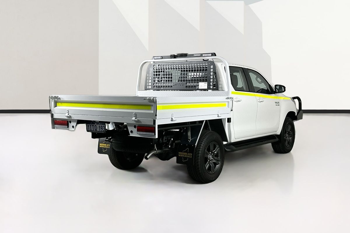 2025 Toyota HILUX SR (4x4) STEEL WHEELS GUN126R RC 4X4