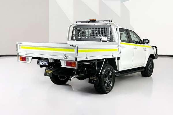 2025 Toyota HILUX SR 48V (4x4) GUN126R RC 4X4