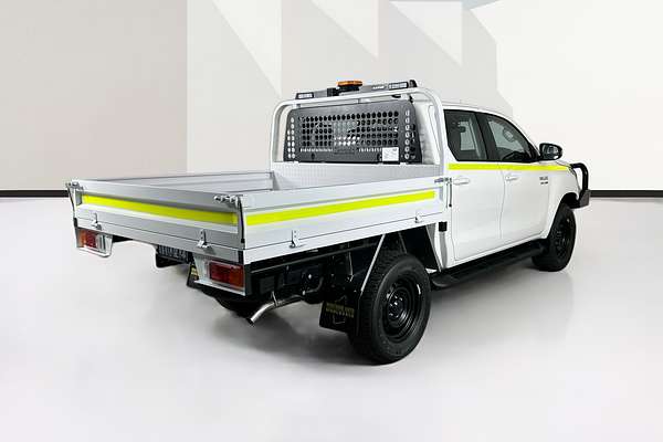 2025 Toyota HILUX SR (4x4) STEEL WHEELS GUN126R RC 4X4