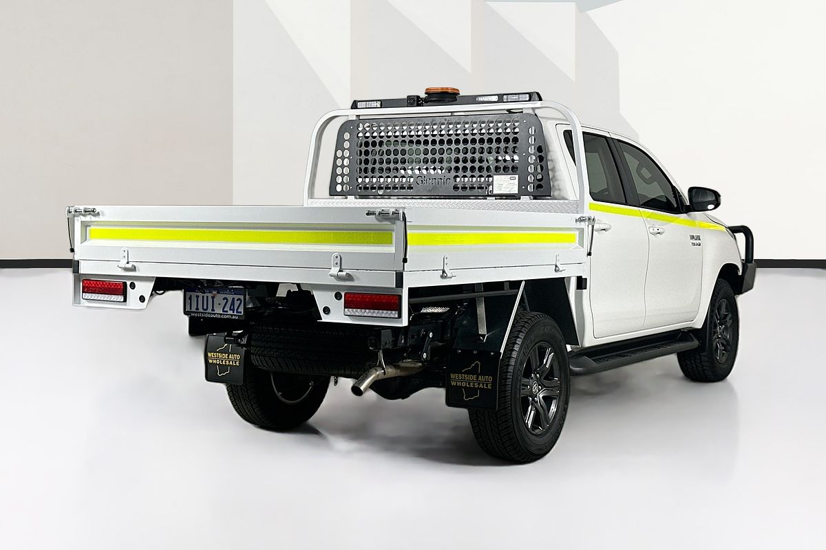 2024 Toyota HILUX SR 48V (4x4) GUN126R 4X4