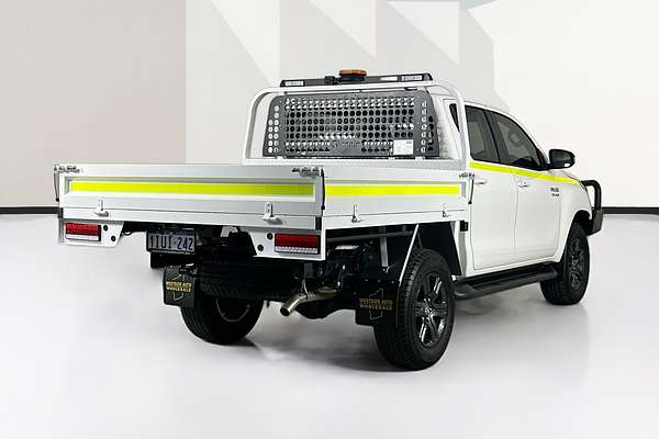 2024 Toyota HILUX SR 48V (4x4) GUN126R 4X4