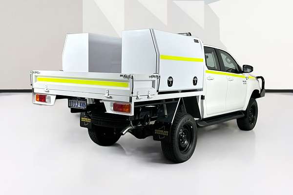 2025 Toyota HILUX SR (4x4) STEEL WHEELS GUN126R RC 4X4