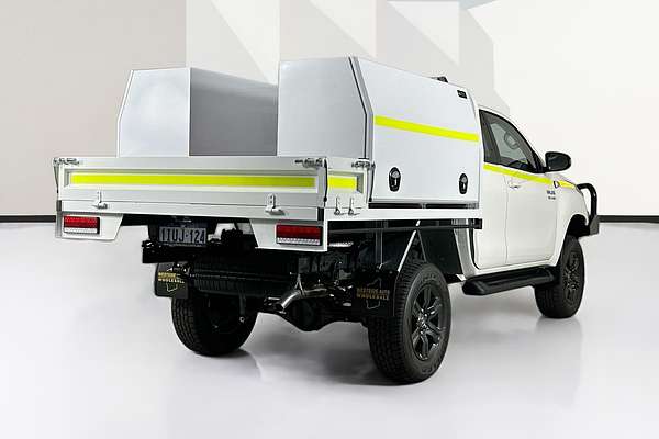 2025 Toyota HILUX SR (4x4) GUN126R RC 4X4