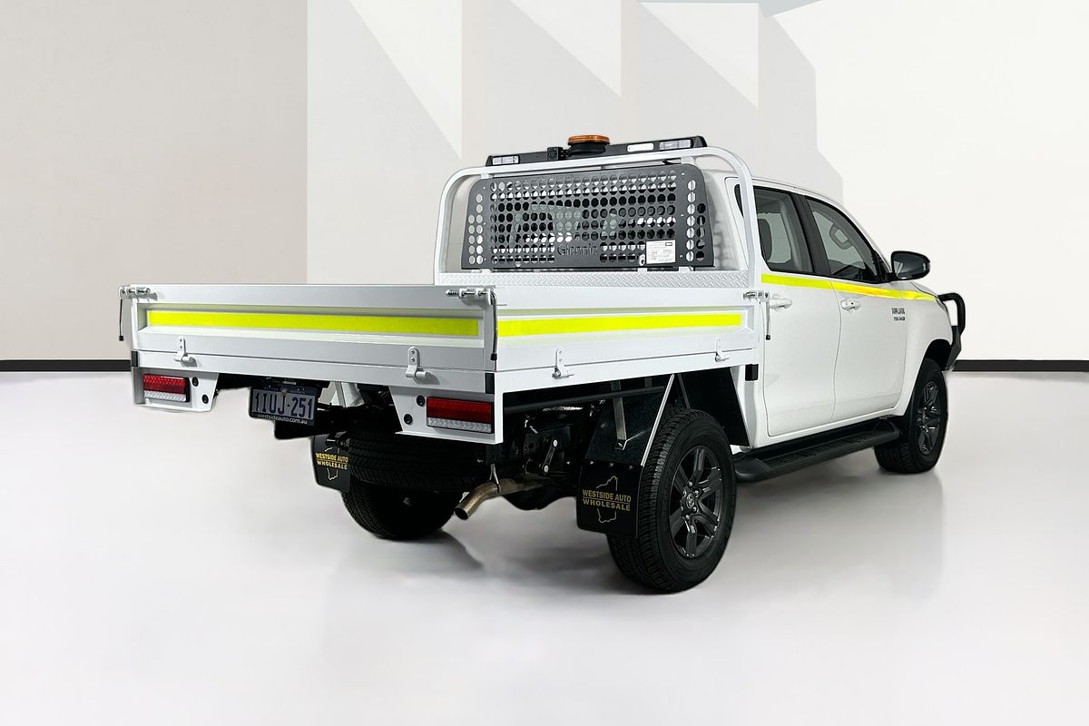 2025 Toyota HILUX SR 48V (4x4) GUN126R RC 4X4