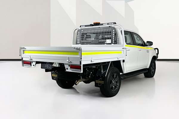 2025 Toyota HILUX SR 48V (4x4) GUN126R RC 4X4
