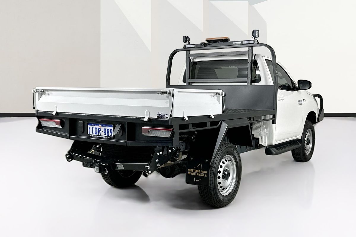 2025 Toyota HILUX SR (4x4) GUN126R RC 4X4